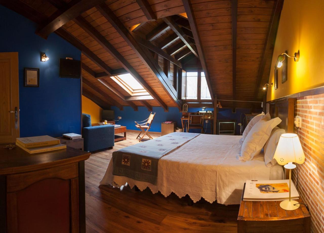Micro-Hostal La Puerta Del Perdon Villafranca Del Bierzo Exterior foto