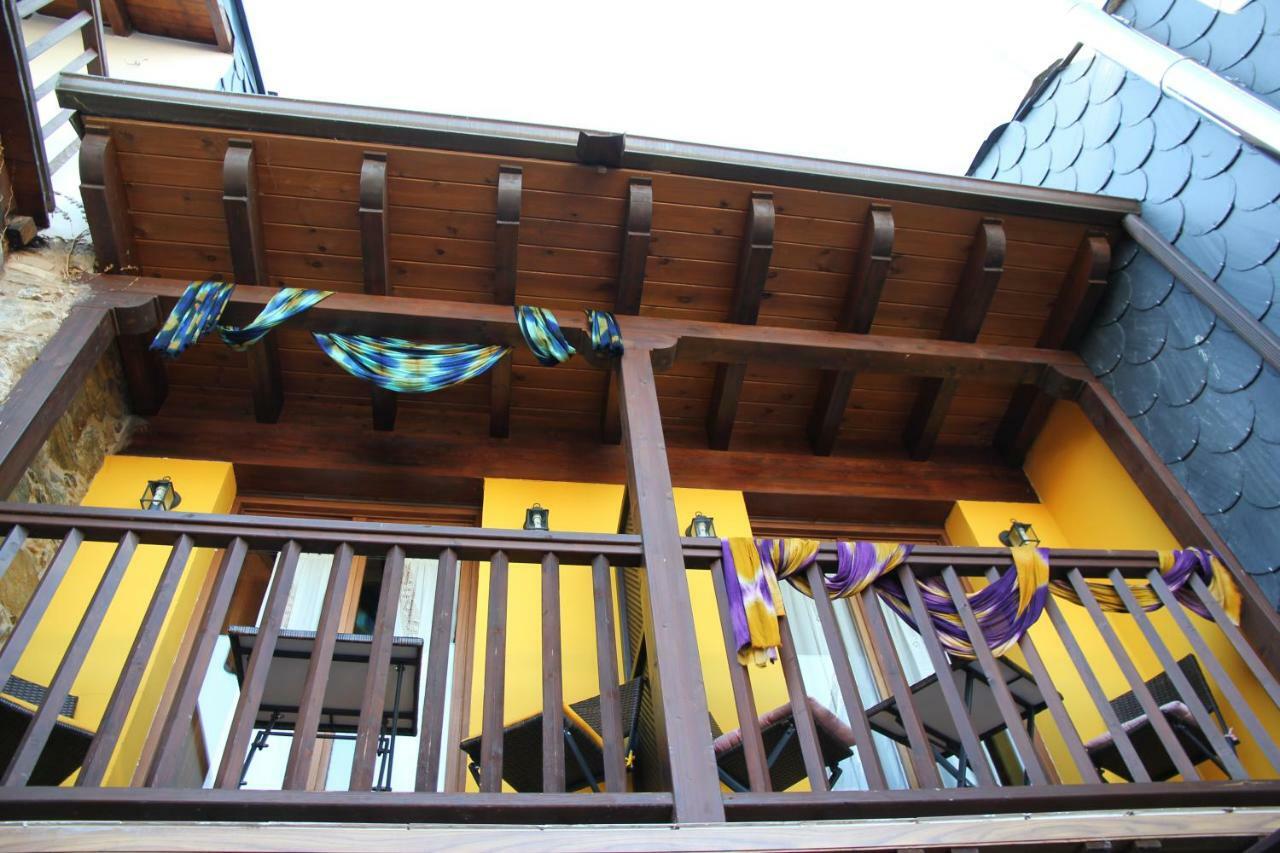 Micro-Hostal La Puerta Del Perdon Villafranca Del Bierzo Exterior foto
